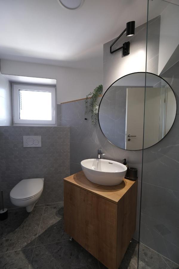 Apartments Emona Free Parking & Gym Ljubljana Ngoại thất bức ảnh