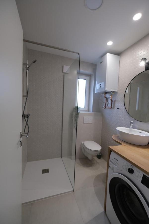 Apartments Emona Free Parking & Gym Ljubljana Ngoại thất bức ảnh